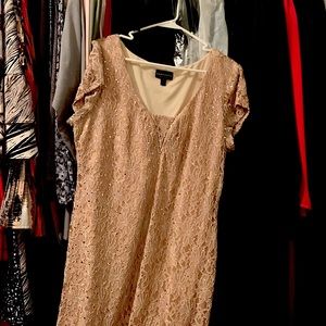 Mother of the groom dress!! Long, very comfortable! Very pretty on!